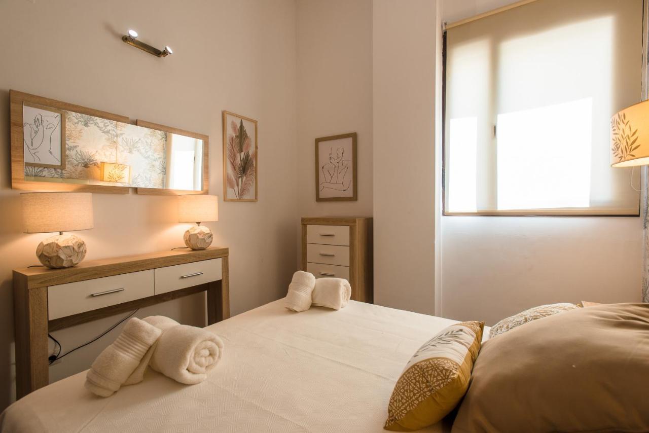 Puerta Real - Free Parking Appartement *