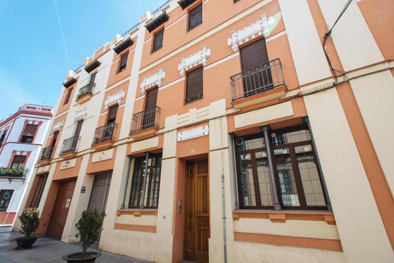 Puerta Real - Free Parking