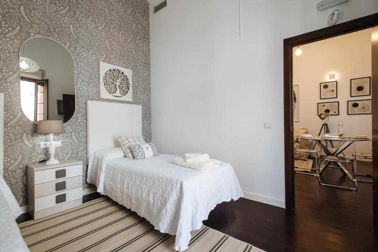 Puerta Real - Free Parking Appartement *